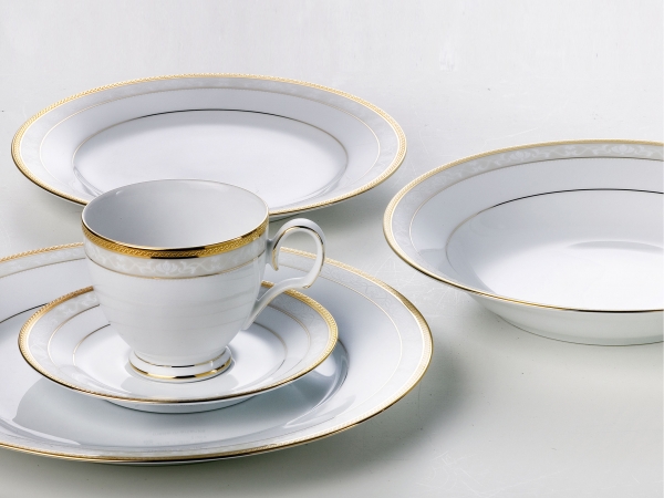 Noritake Hampshire Gold Tea Cup Saucer 250ml