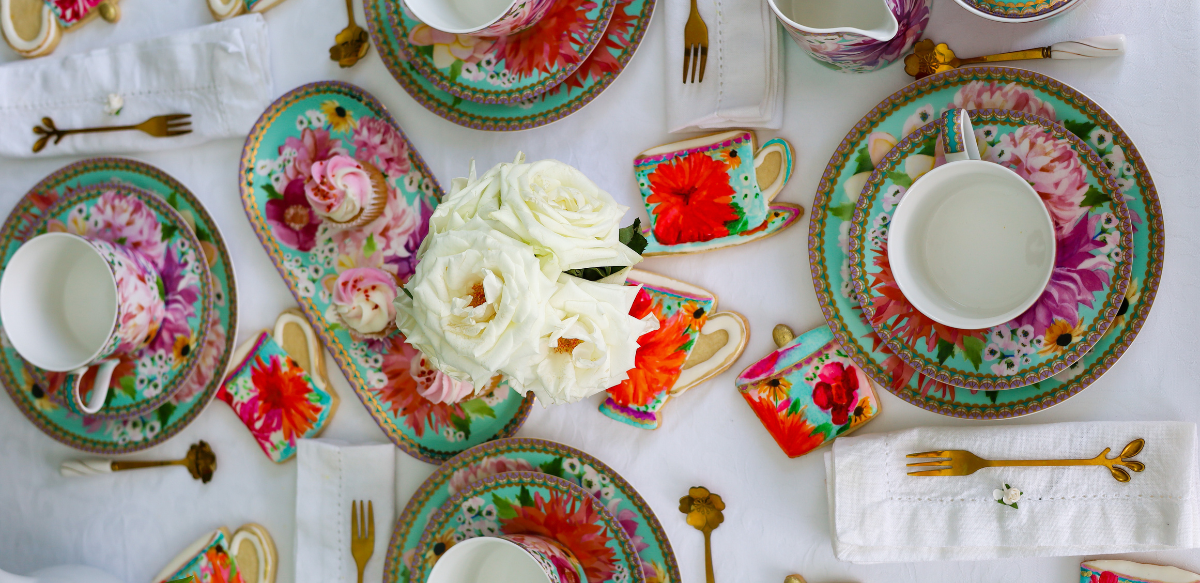 A stylish, colourful tea party with Lorraine from Tamarind & Thyme